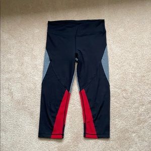 Zobha Color Block Crops